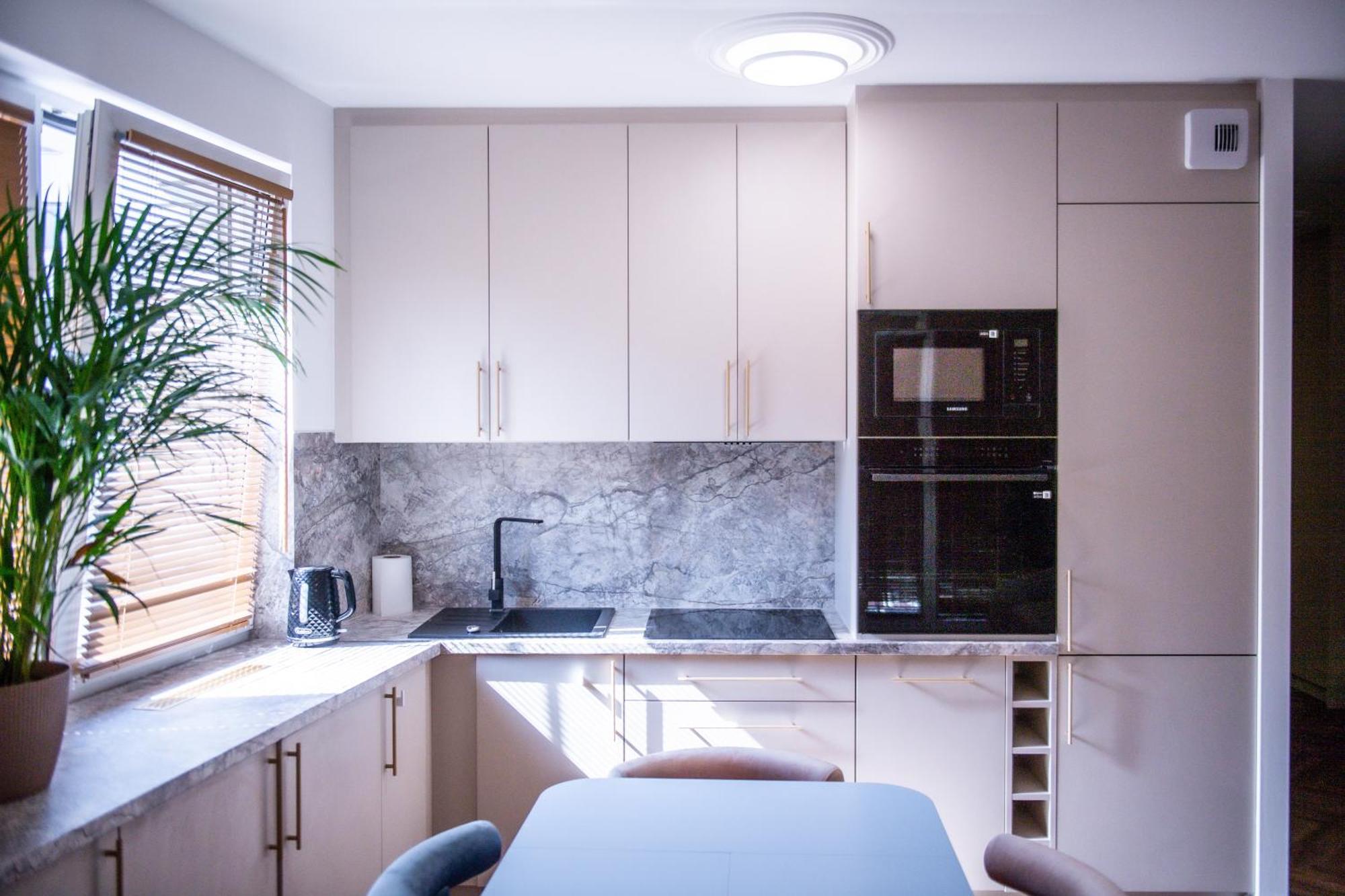 Apartament Mikolowska Z Balkonem Gliwice Kültér fotó